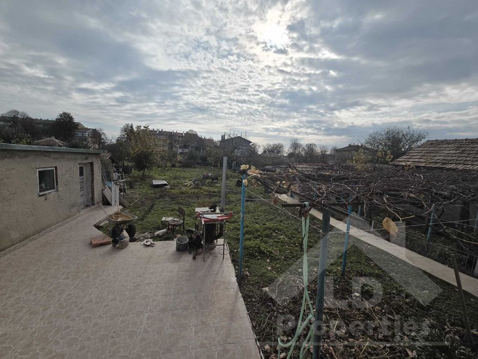 Продава се Къща в Генерал Тошево - 171 кв.м за 343 €/кв.м - Снимка #1