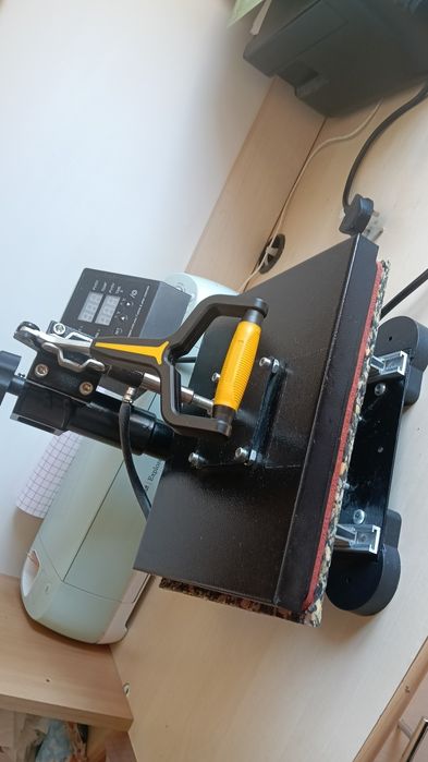 Presa termica pentru sublimare/autocolant etc