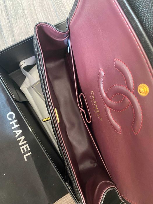 Geantă Chanel din Piele Neagră, Poseta Chanel din Piele Granulată