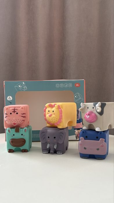 Детские кубики новые