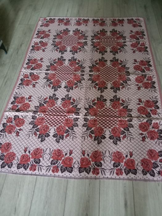 Продам покрывало гобеленовые