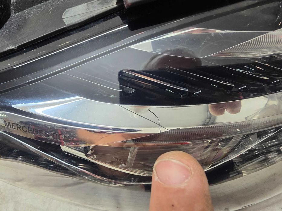 Оригинален фар Мерцедес Е 213  Mercedes E 213 Led