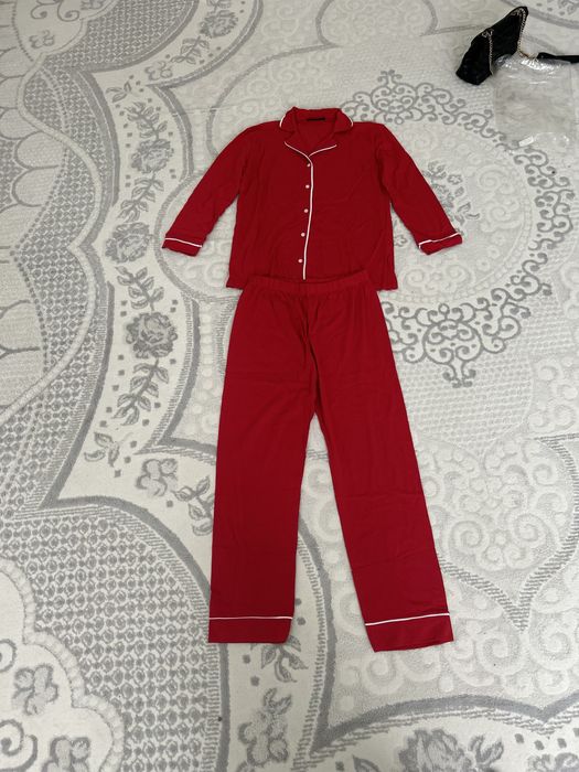 Распродажа трендовых женские одежд