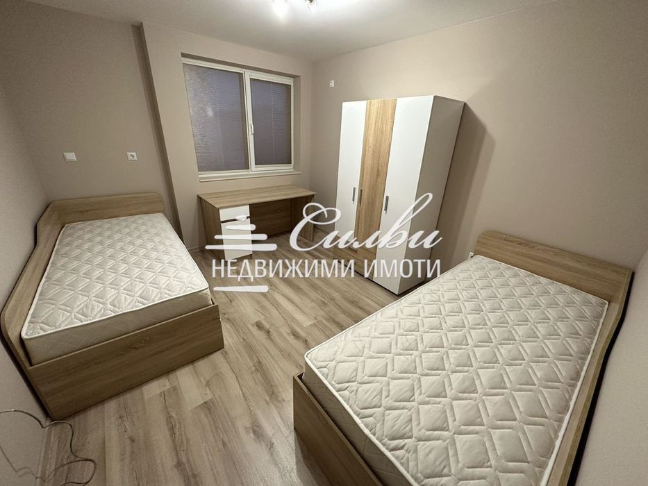 Дава се под наем Тристаен апартамент в Шумен, Тракия - 90 кв.м за 408 € - Снимка #3