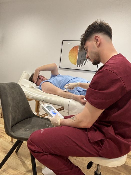 Servicii profesionale de masaj și recuperare