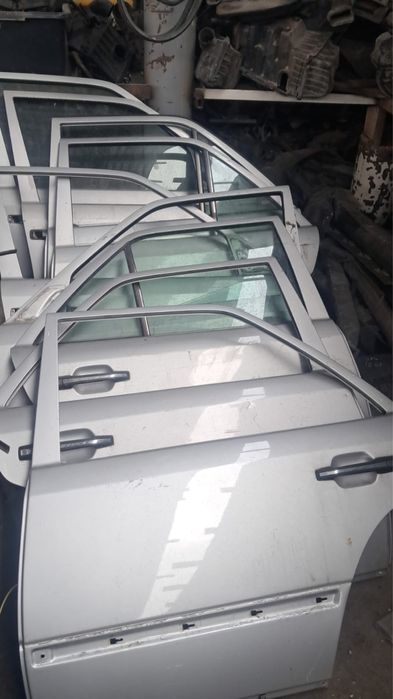 Дверь мерседес w124