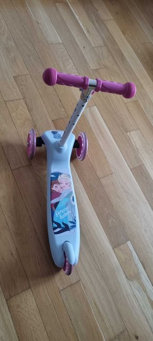 Tricicleta Frozen 2 cu 3 roti