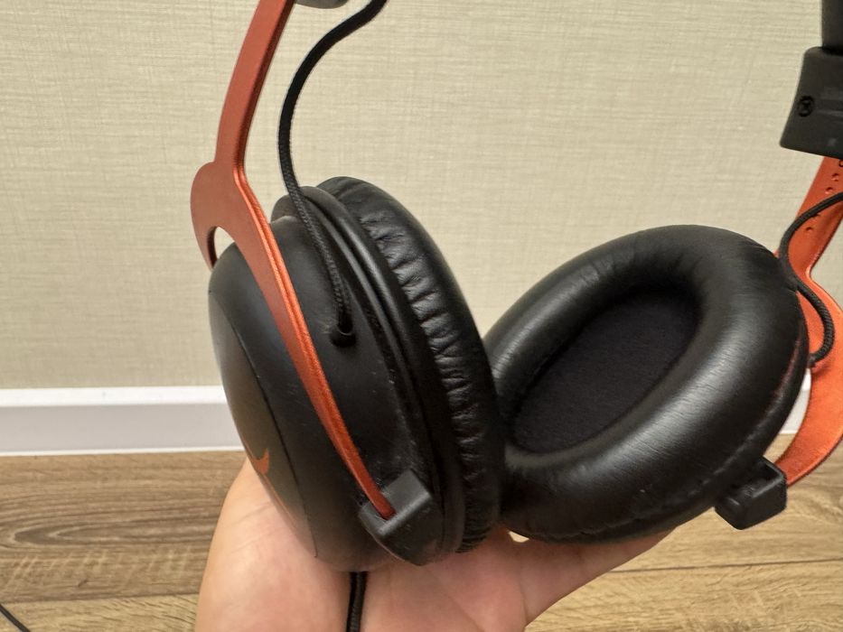 Игровые наушники HyperX Cloud