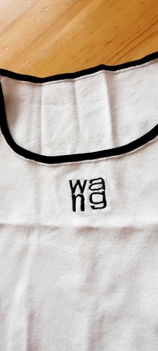 Топ на  ,alexander wang , M размер в тънко плетиво.