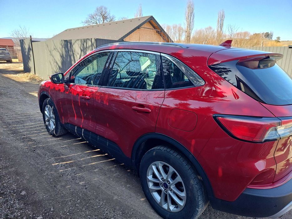 FORD Kuga 2022 — imagine 5