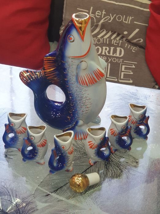 Порцеланов СССР сервиз рибки