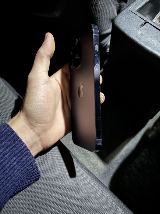 iPhone 14 Pro — Deep Purple