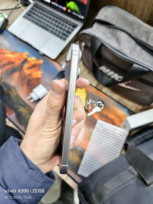 iPhone 15 pro max natural va blue 256gb