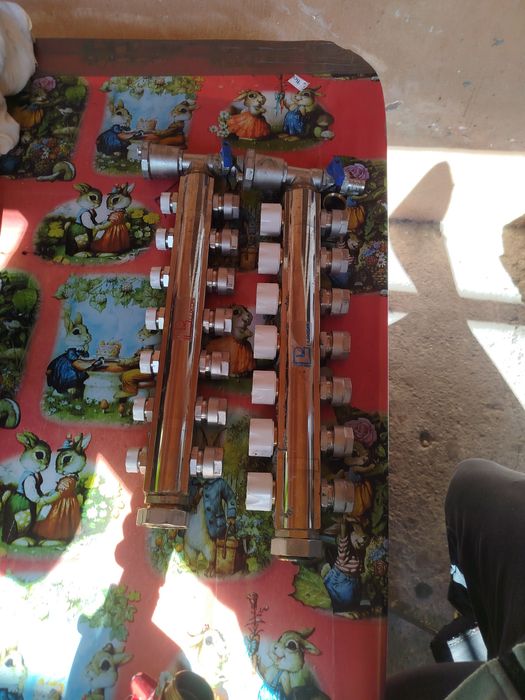 Distribuitoare încălzire pardoseala