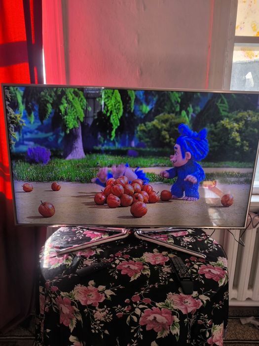 Samsung телевизор