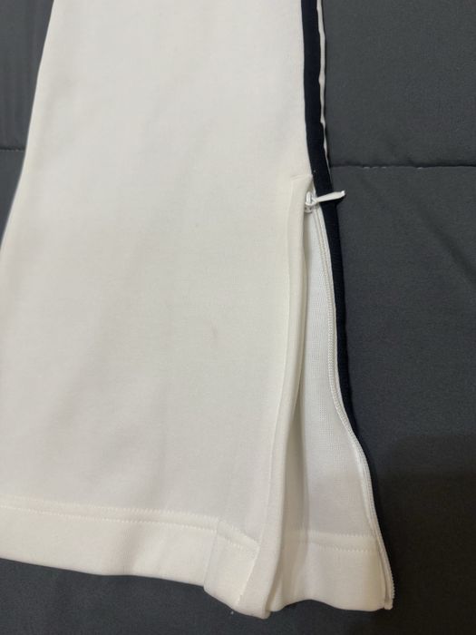 Оригинално долнище на adidas