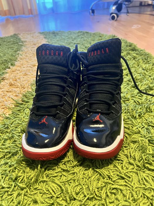 Jordan max aura 6