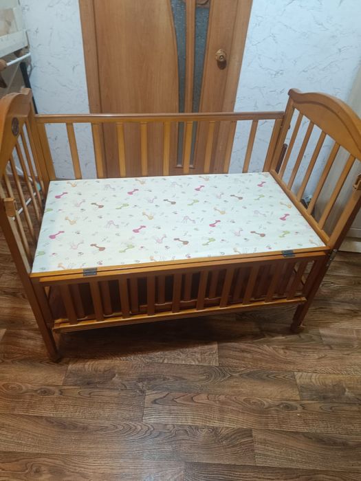 Продам кроваку детскую