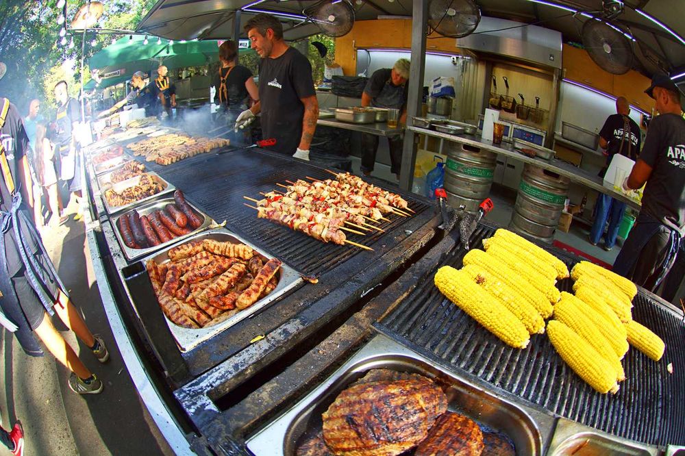 Обектив SAMYANG 8 мм за NIKON F (кропка)