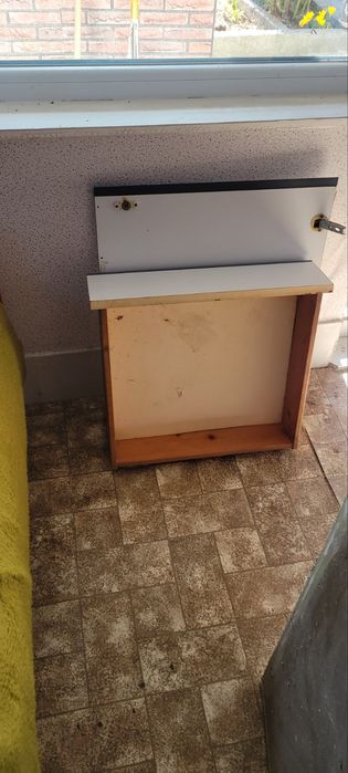 Приста, кухненски шкафове, портманто