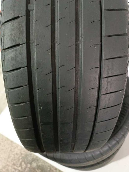 Anvelope 225/50/R18 99Y BRIDGESTONE VARA 225 50 18 99Y CP-V20491