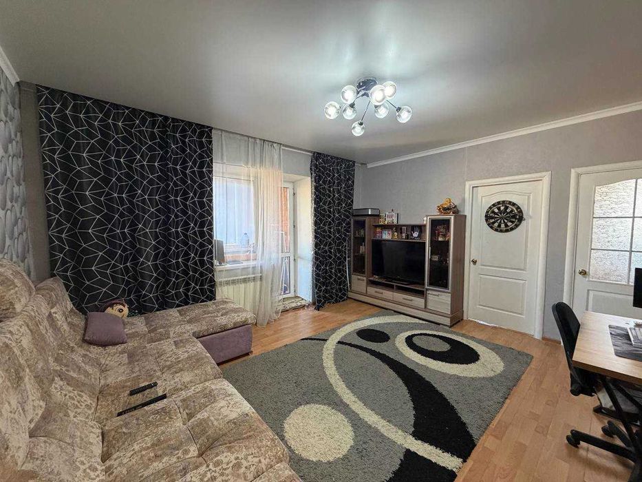 Садовая 100/2 2шка 49 м2