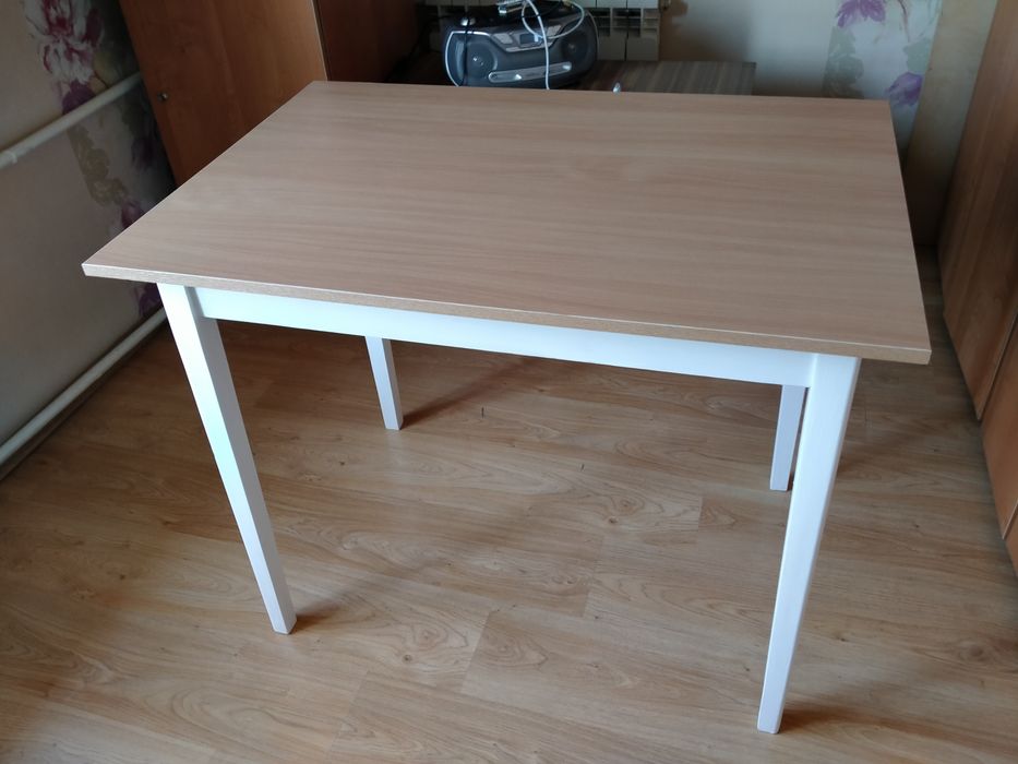 Продам стол деревянный 93х63х75см