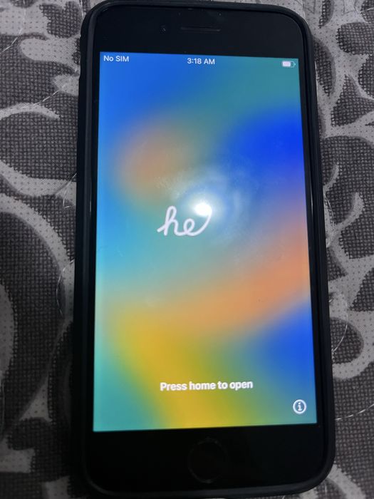 Vand iphone 8 64gb ca nou