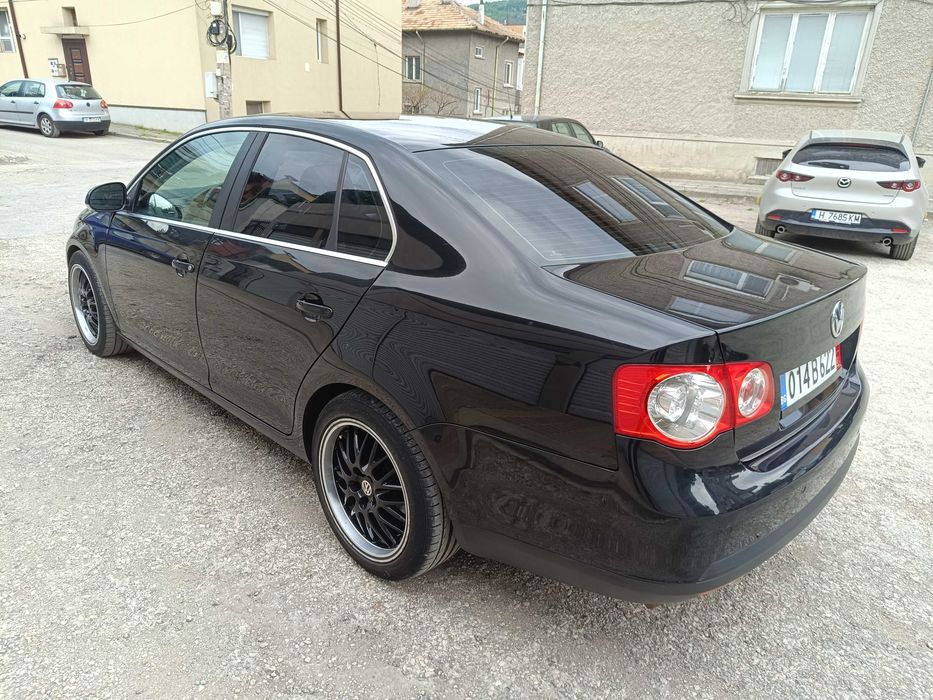 VW Jetta 1.6i 102к.с. 2008