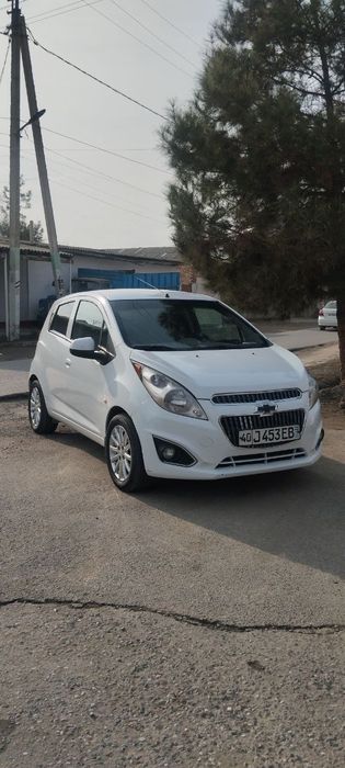 Spark moshina sotiladi