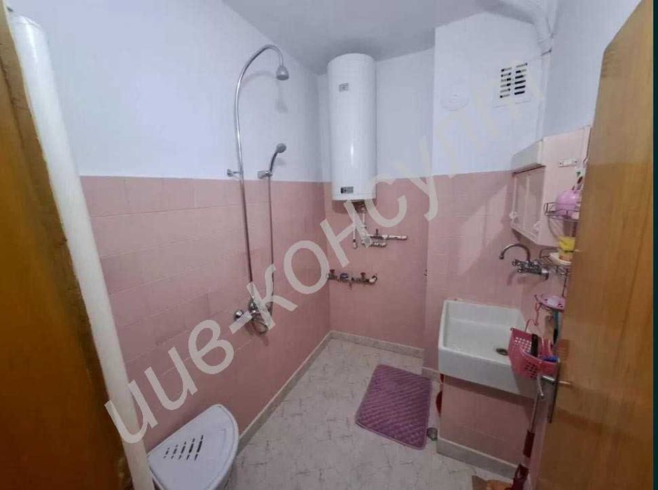 Продава се Тристаен апартамент в Велико Търново, Бузлуджа - 108 кв.м за 723 €/кв.м - Снимка #5
