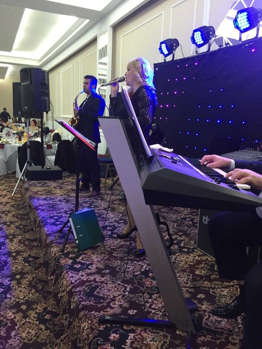 vand schela de lumini