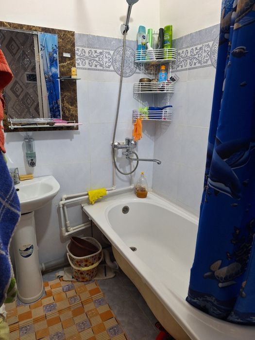 3 xonalik uy sotiladi