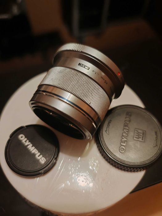Olympus OM-D E-M1 mark III + grip si obiective 45mm 7-14 PRO 100-400 OM-System