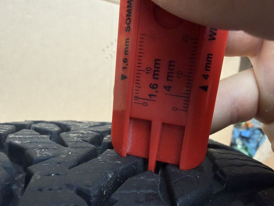 Зимни гуми Nokian 205/50/17 dot2119 | 7мм