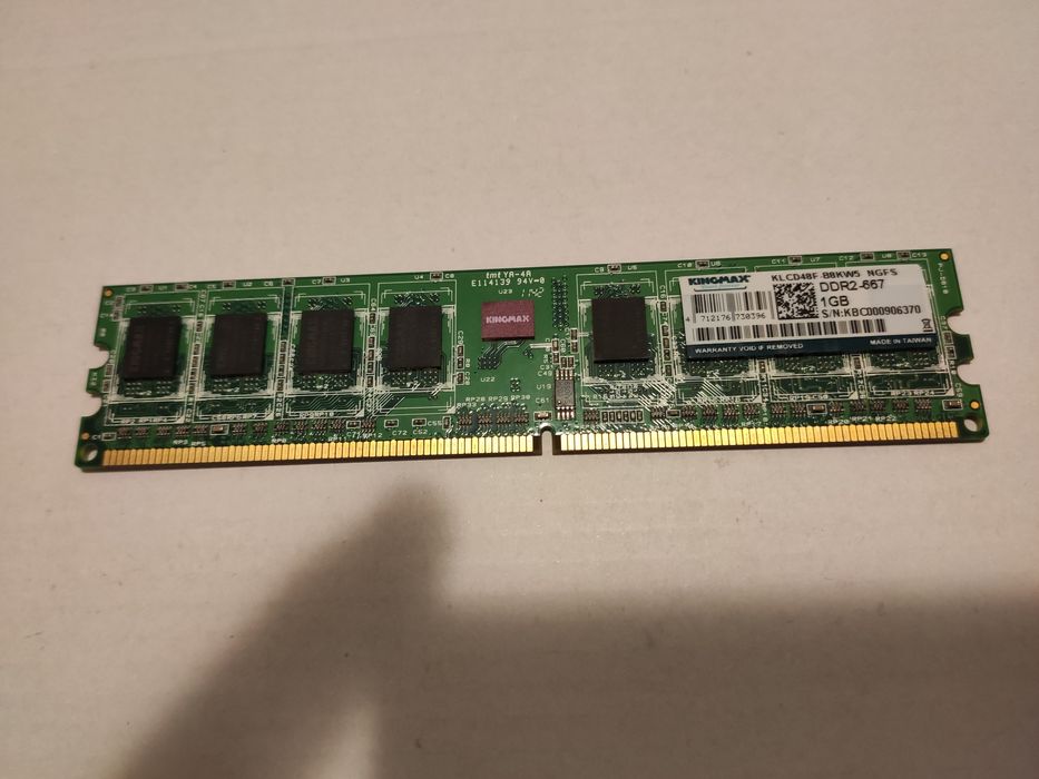 Vand memorii RAM PC SI LAPTOP