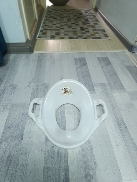 Детский сидение для унитаза