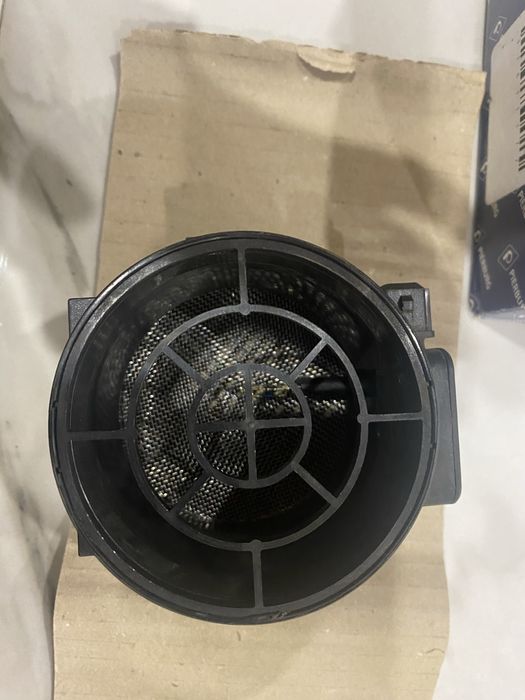 Датчик расхода воздуха на М54В30