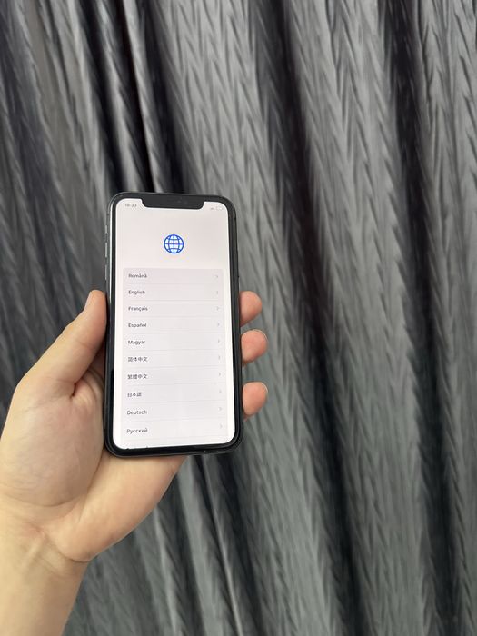 Vand iphone 11 pentru piese/recarosare