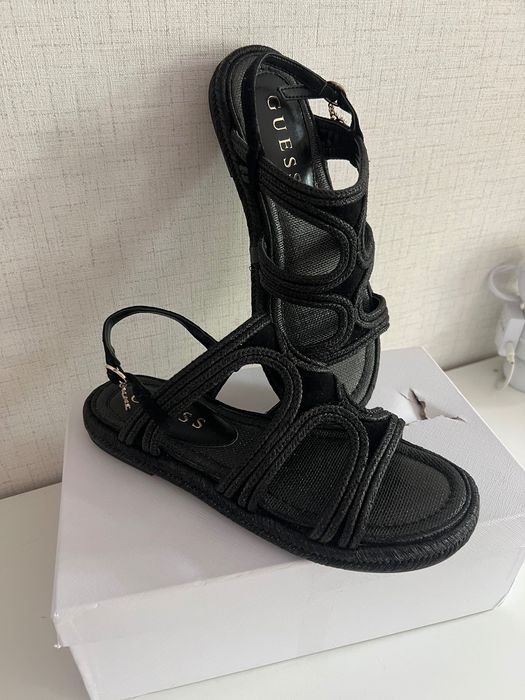 Дамски сандали GUESS 'KALORE' в Черно, 39 номер