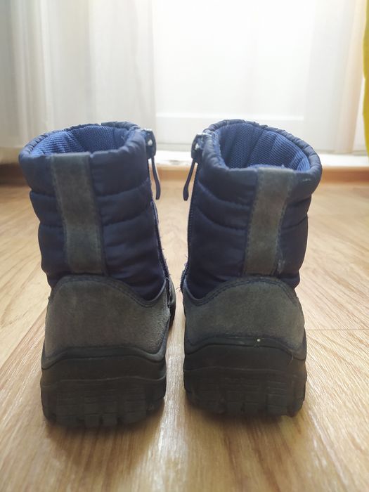 Детские ботинки 24-го размера