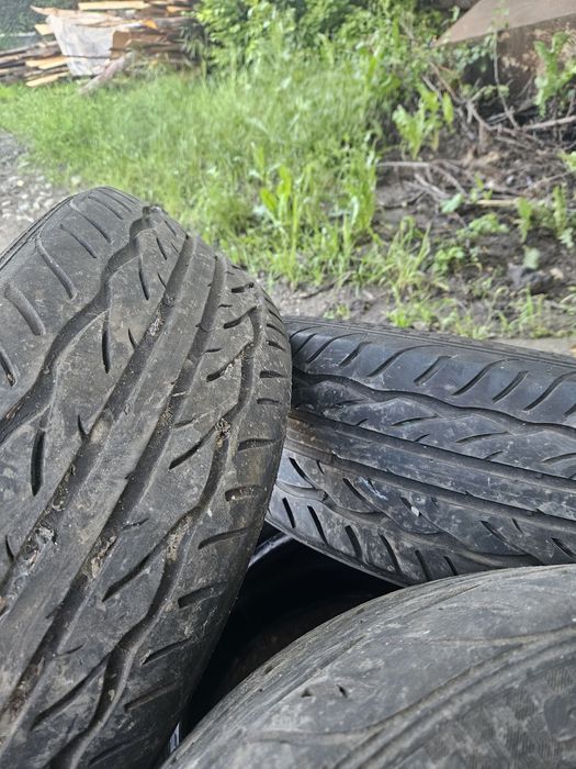 Продавам гуми 225 55 16