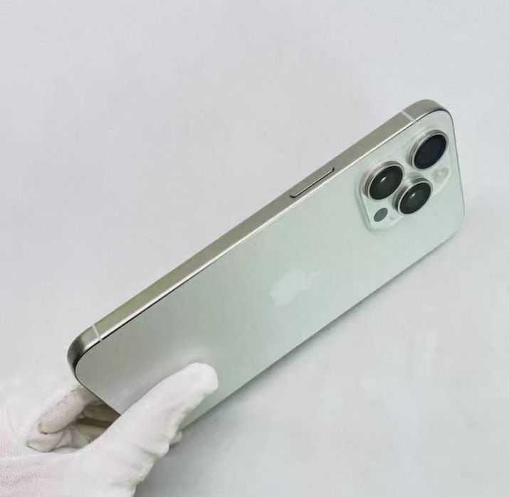 Iphone 15promax wifi versiyasi sotiladi. Kutish mashinalari, o'yinlar