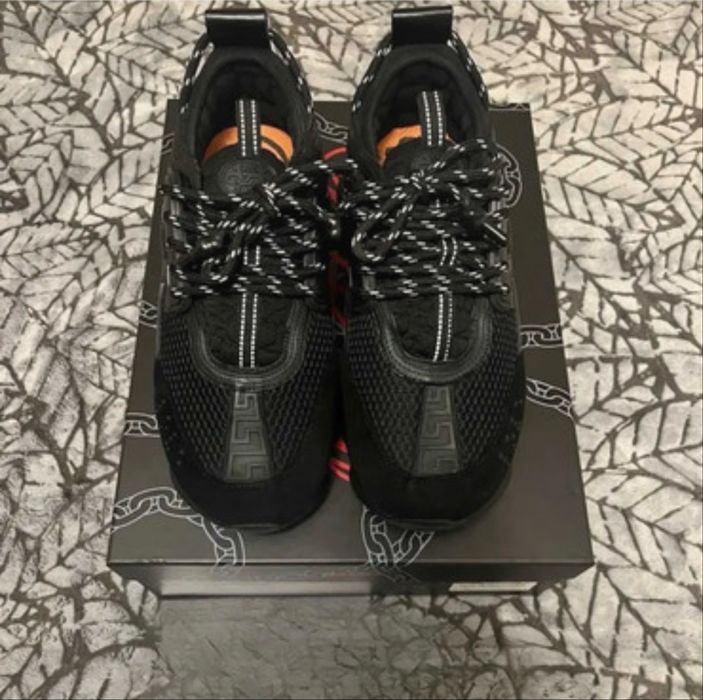 Versace Chain Reaction