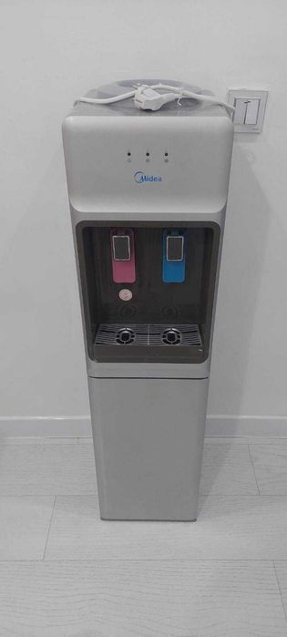 Продаю кулер для воды