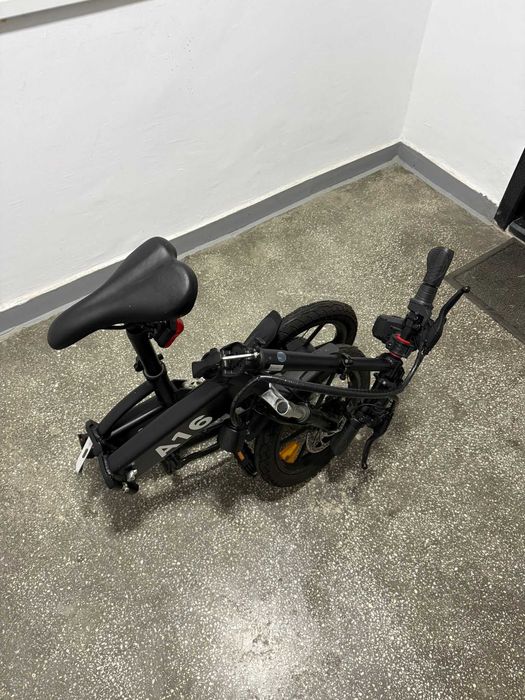 PRET FIX - Bicicletă electrică pliabilă ADO A16, ca nouă, rulaj sub 70 km