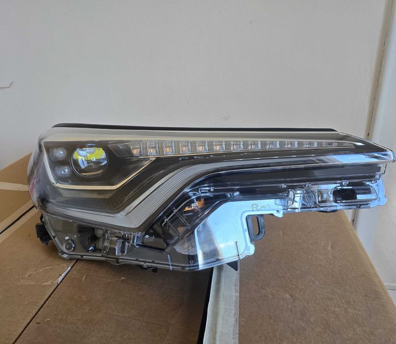 TOYOTA CH-R  LED 2018/23