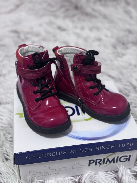 Ghetute Primigi marimea 27