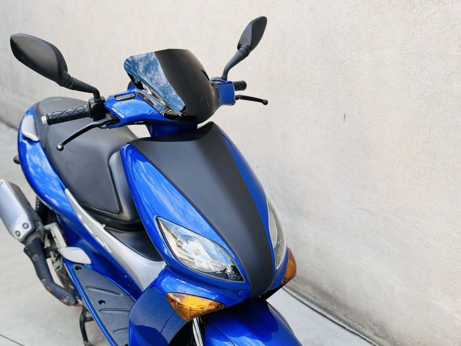 Скутер Yamaxa Maxster 150кубика топ