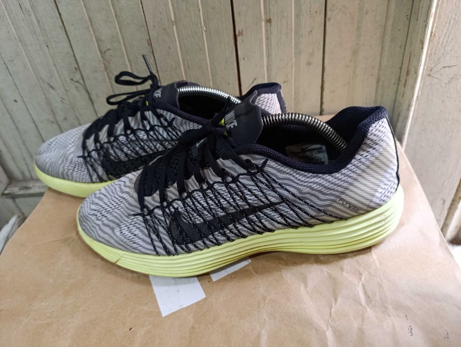 ''Nike Lunaracer+ 3''оригинални маратонки 46 номер